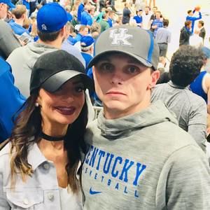 Meet your Posher, Justin